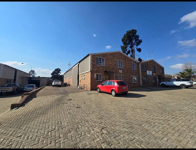 360M² WAREHOUSE FOR SALE IN ANDERBOLT